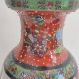 Chinese vase, Rose family style