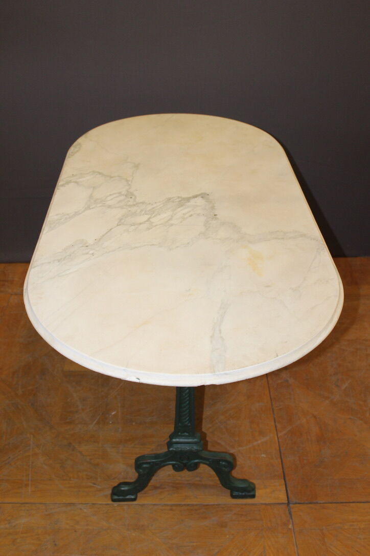 Bistro table in marble and cast iron around 1900