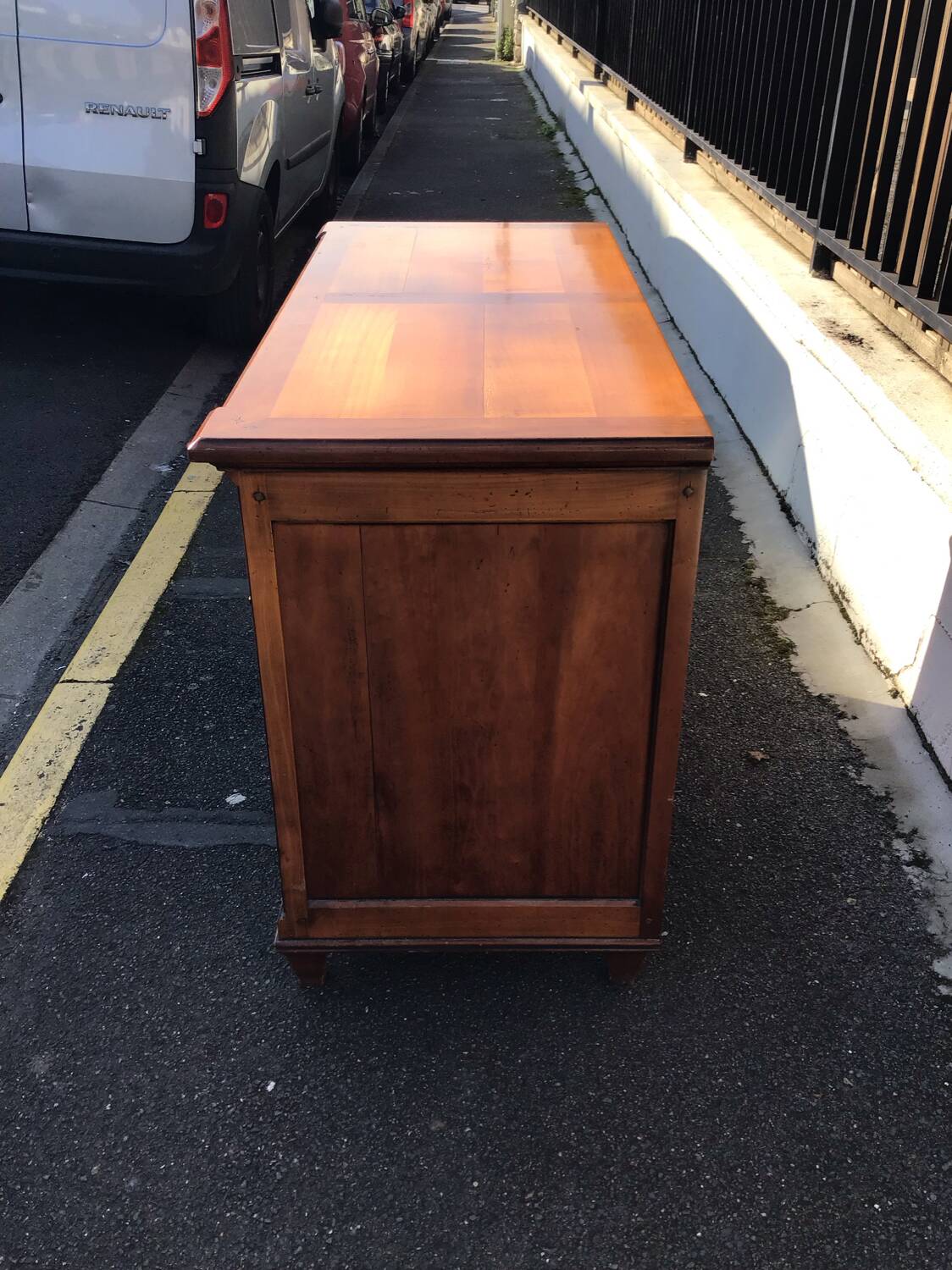 Commode roche bobois en bois massif patine
