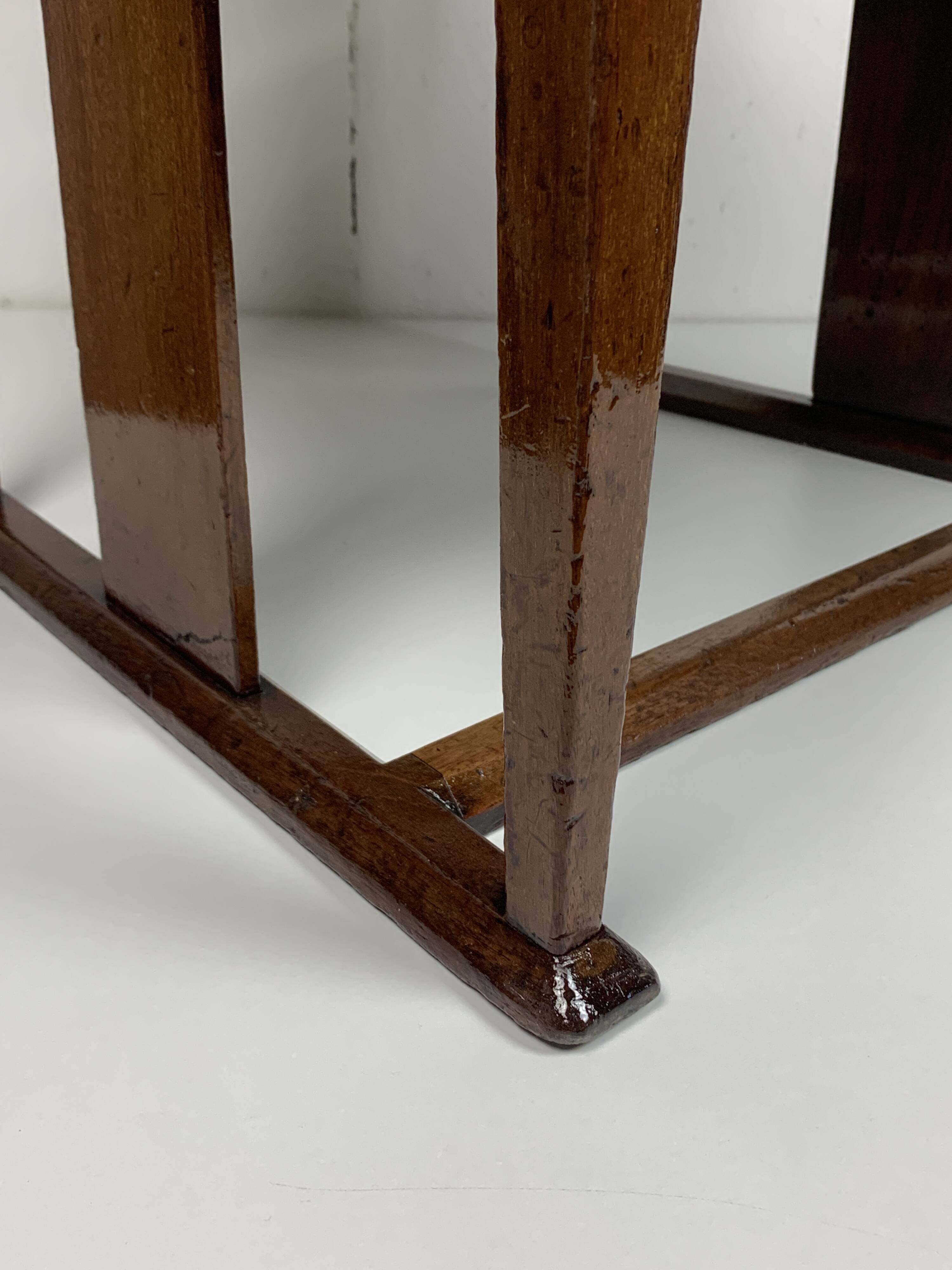 Chaise Arts and Crafts de William Birch par EG Punnett pour Liberty & Co. vers 1900