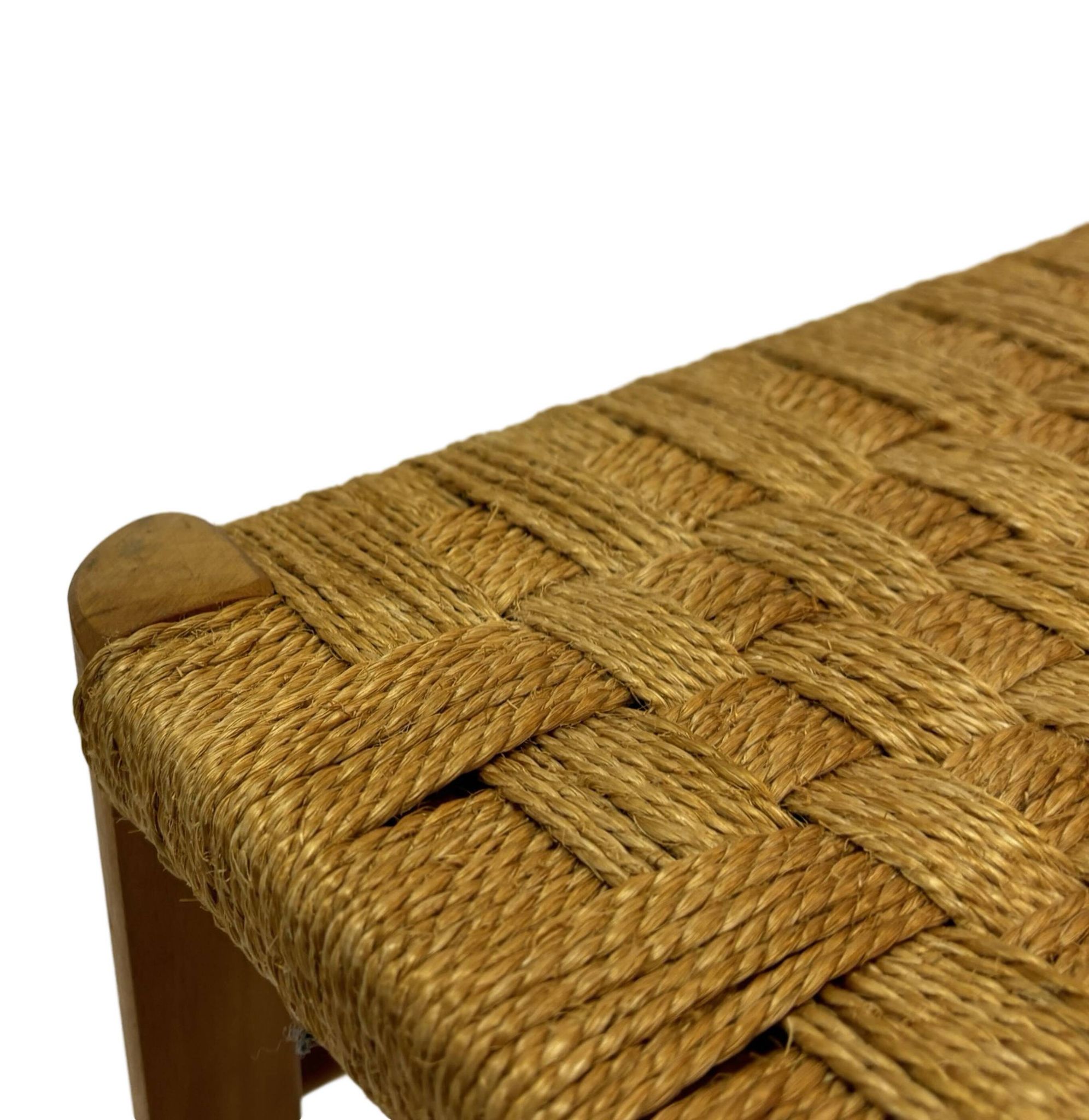Tabouret vintage années 60 en chêne avec assise tressée
