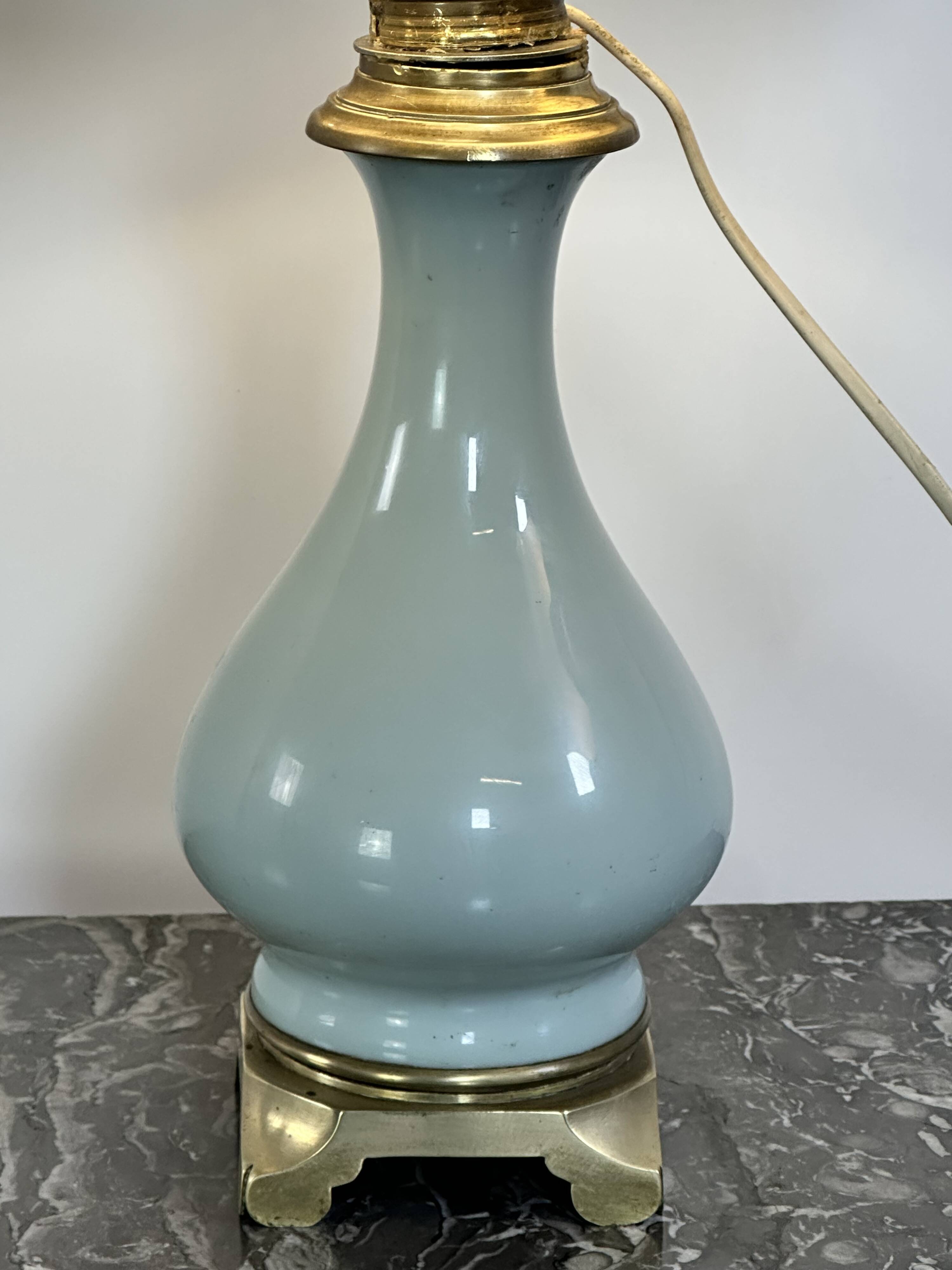 Lampe époque Napoléon III vert céladon et bronze