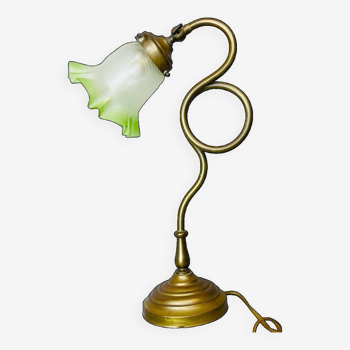 Lampe de table portugaise en verre tulipe verte des années 1930