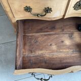 Wooden chest of drawers