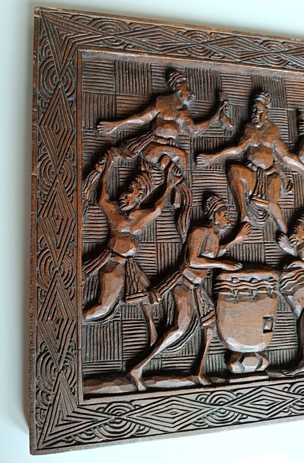 Panneau en bois sculpté tribal africain Cameroun, Maurice Sonfack