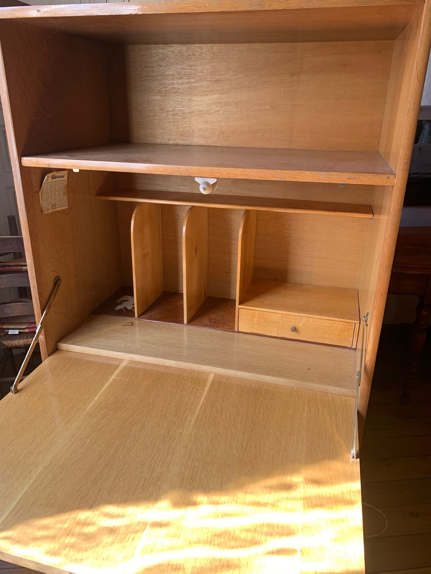 Secretary feet compass