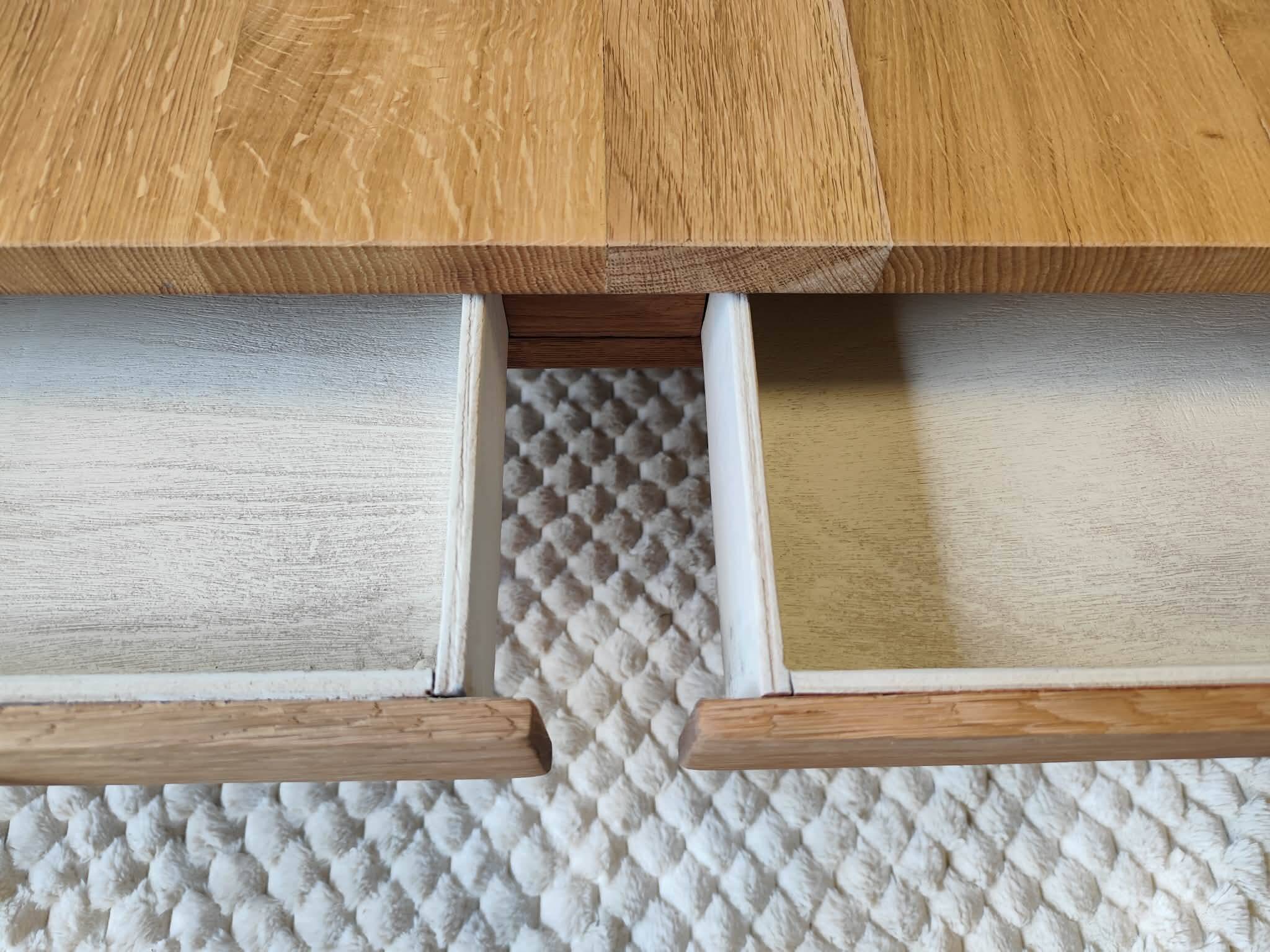 Farmhouse coffee table in oak