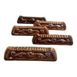 Ceramic slipware knife rest