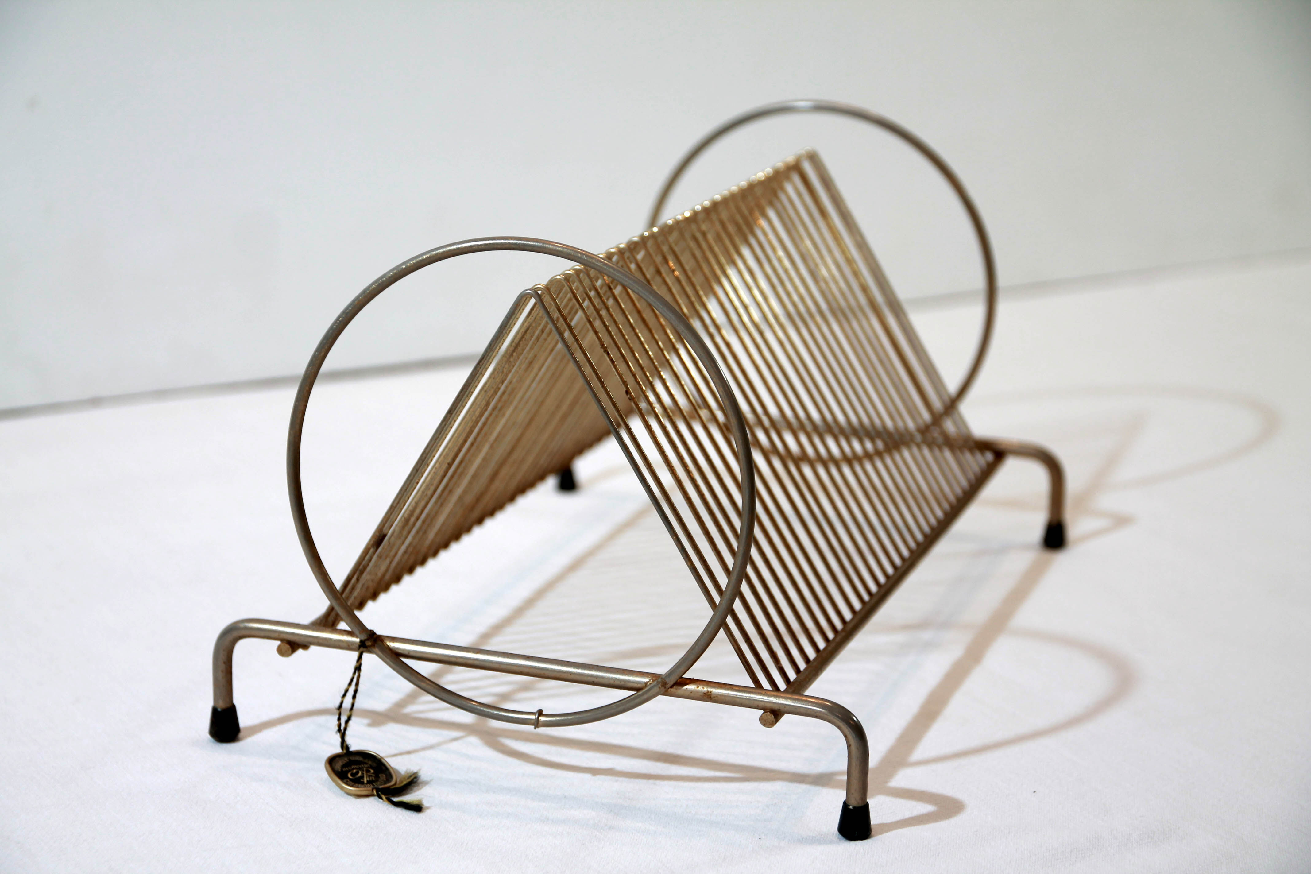 Gold metal range-disc