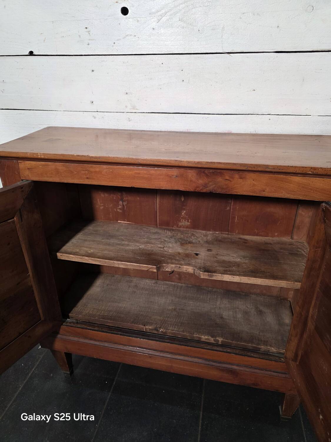 Low buffet in solid cherry wood from the 19th century (shallow)