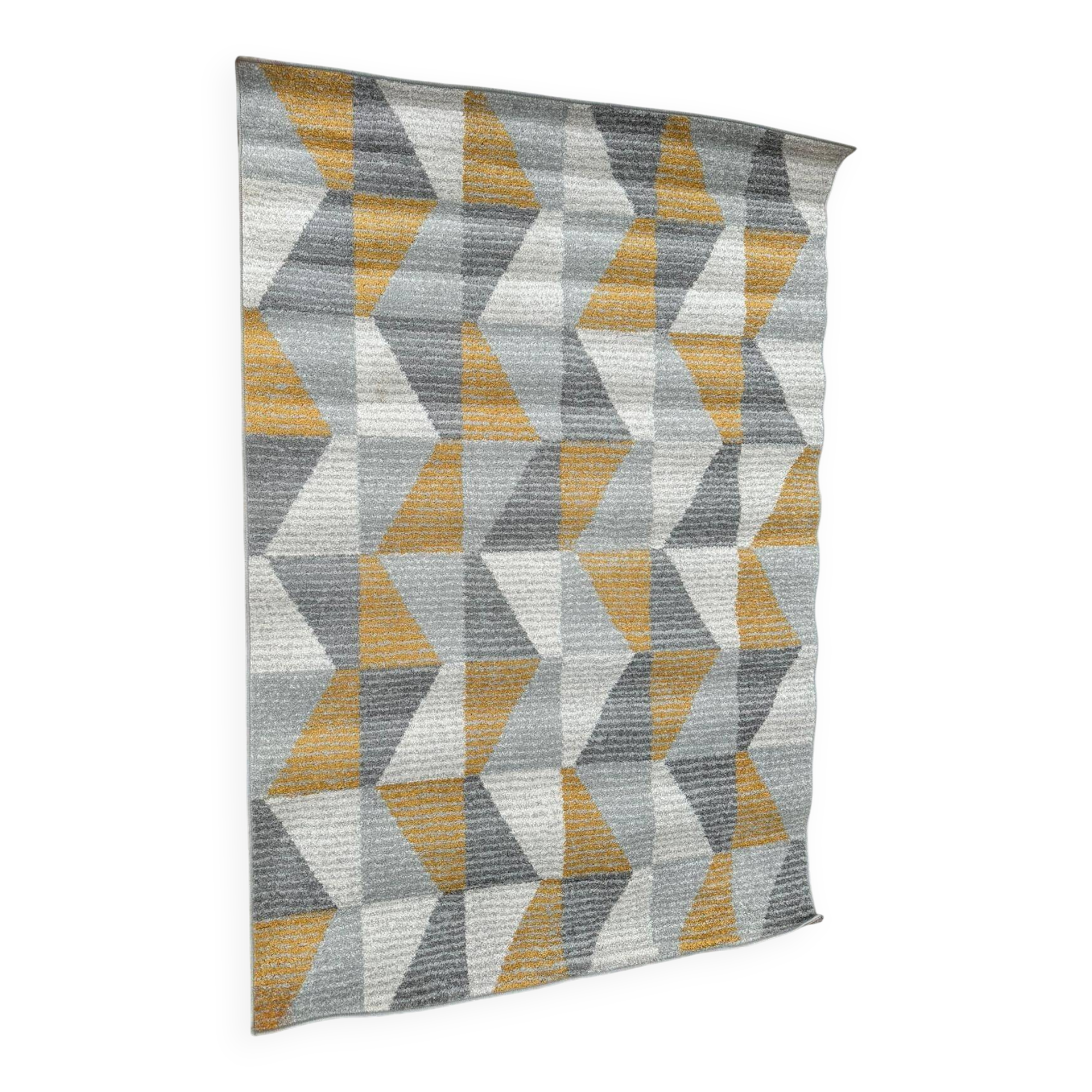 Elegant tricolor rug with geometric pattern