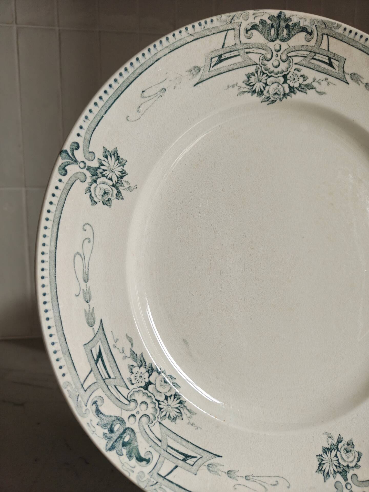 Serving dish