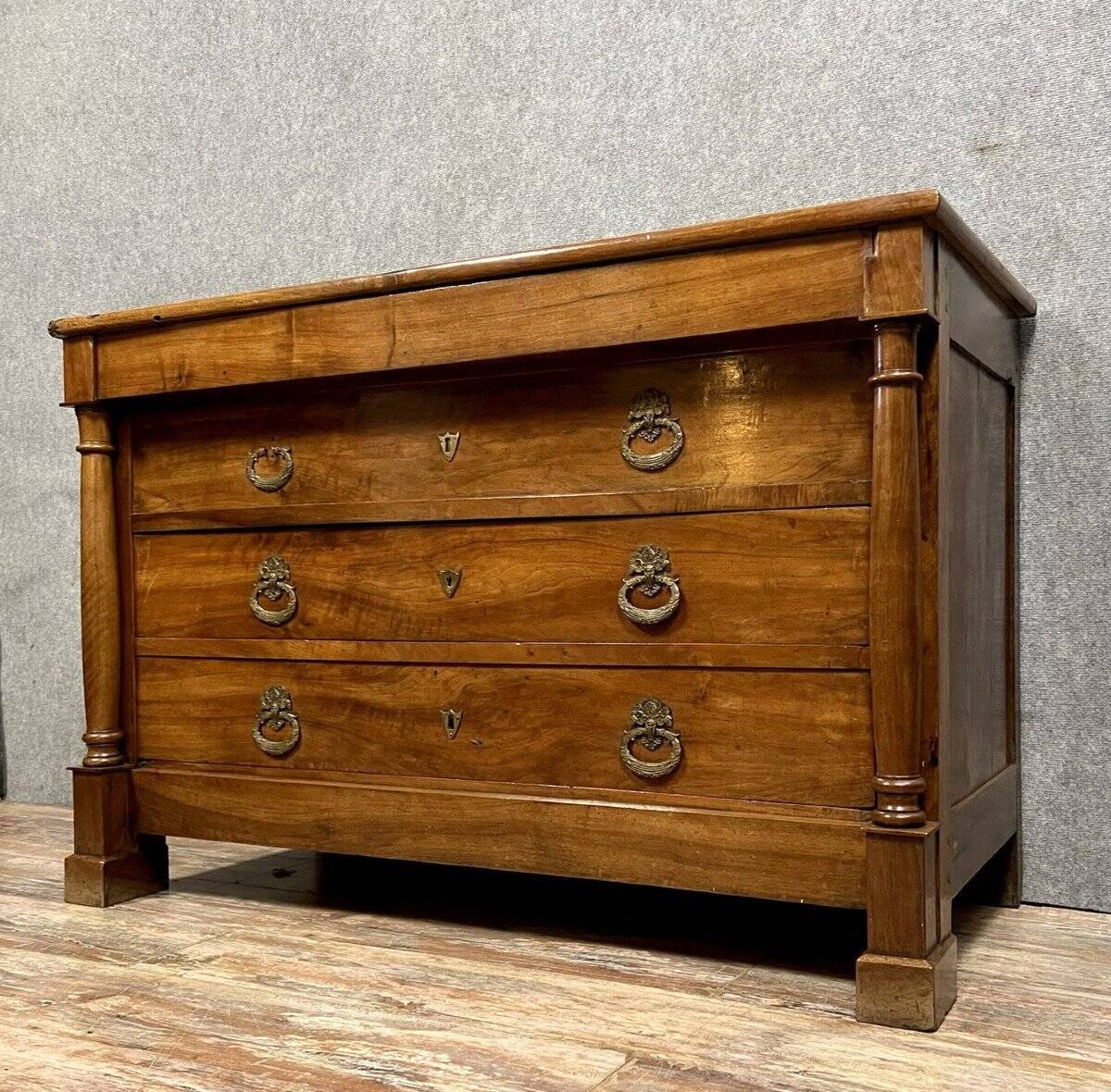 Empire period kneading trough chest of drawers in solid walnut circa 1820