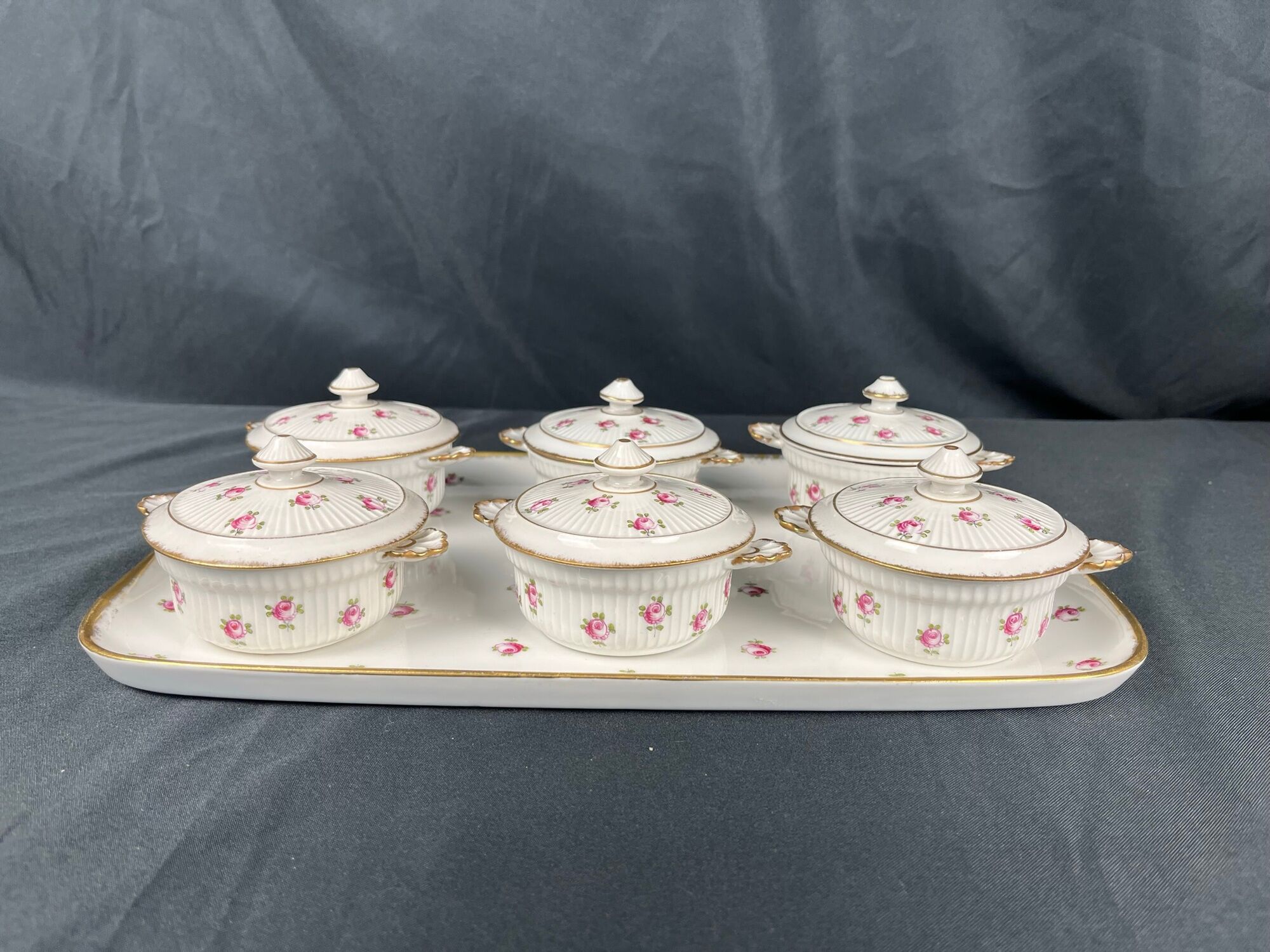 Rovina Epinal service to jars of porcelain cream early twentieth century