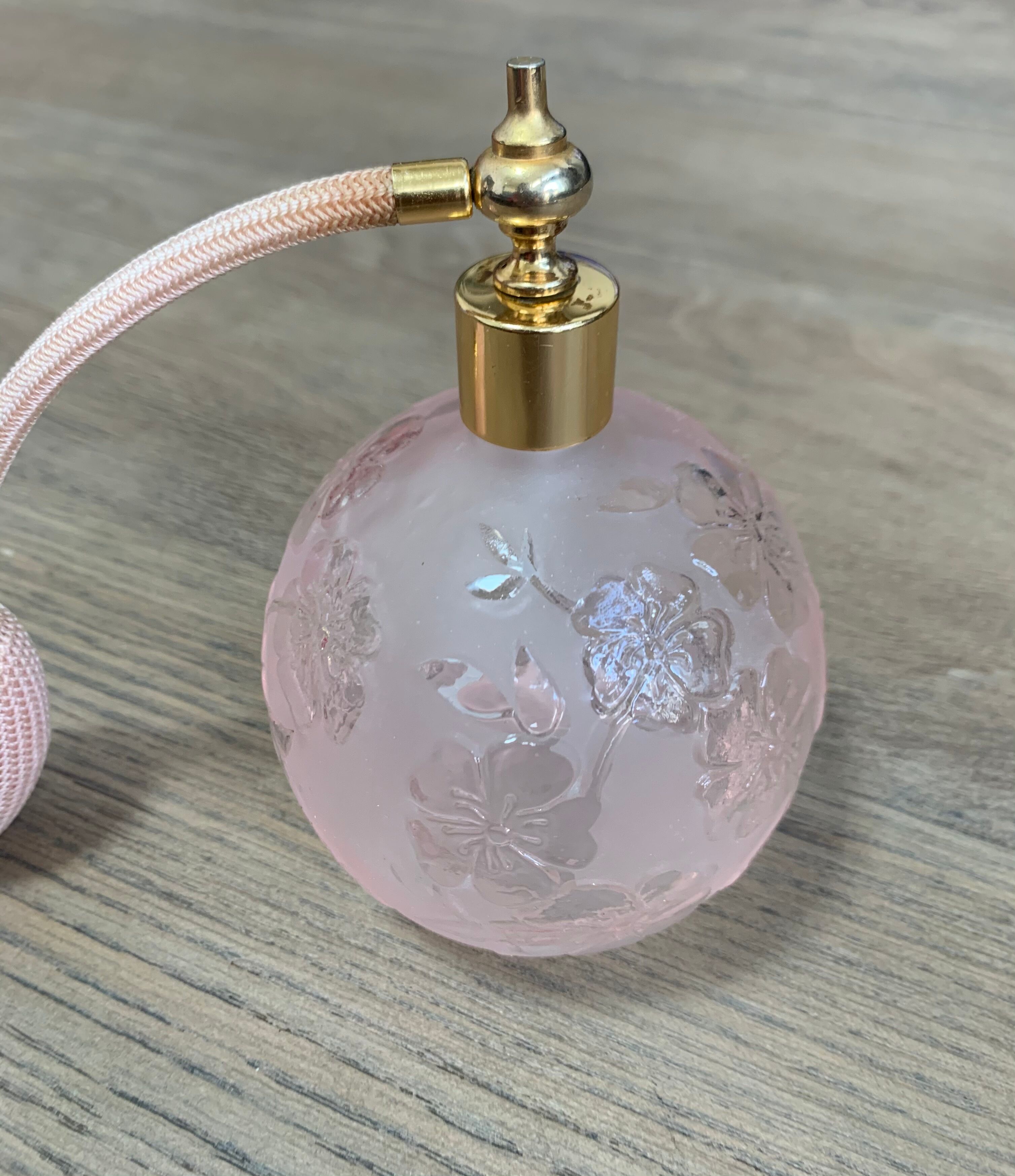 Vintage vaporizer perfumery bottle