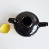 Théière noir et jaune années 1960