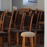 Tabouret sculptural danois du milieu du siècle moderne avec siège en laine d'agneau, années 1960