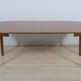 Table extensible en teck du milieu du siècle par Ole Hald pour Gudme Møbelfabrik, années 1970