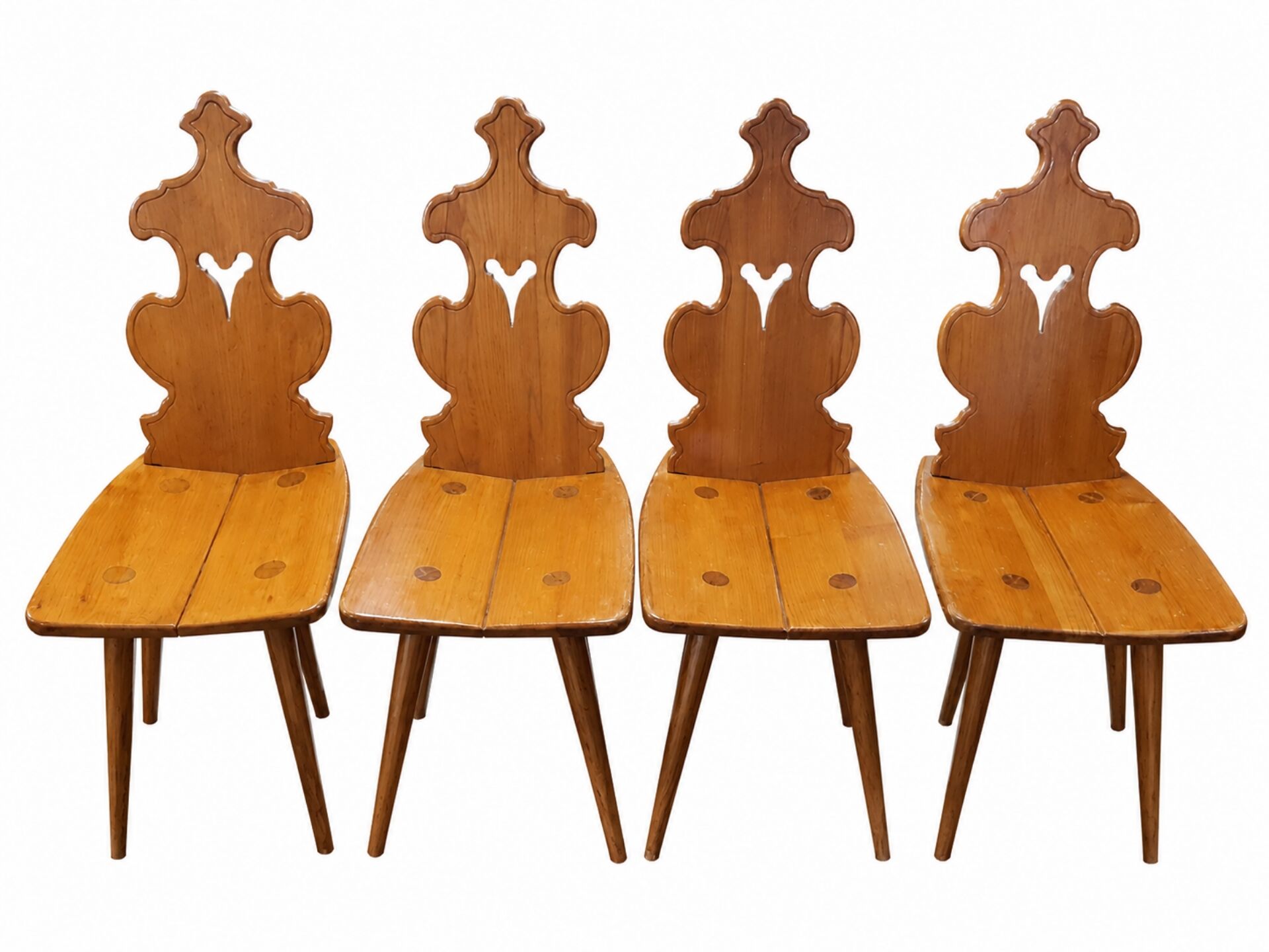 Lot de 4 chaises Tyroliennes.