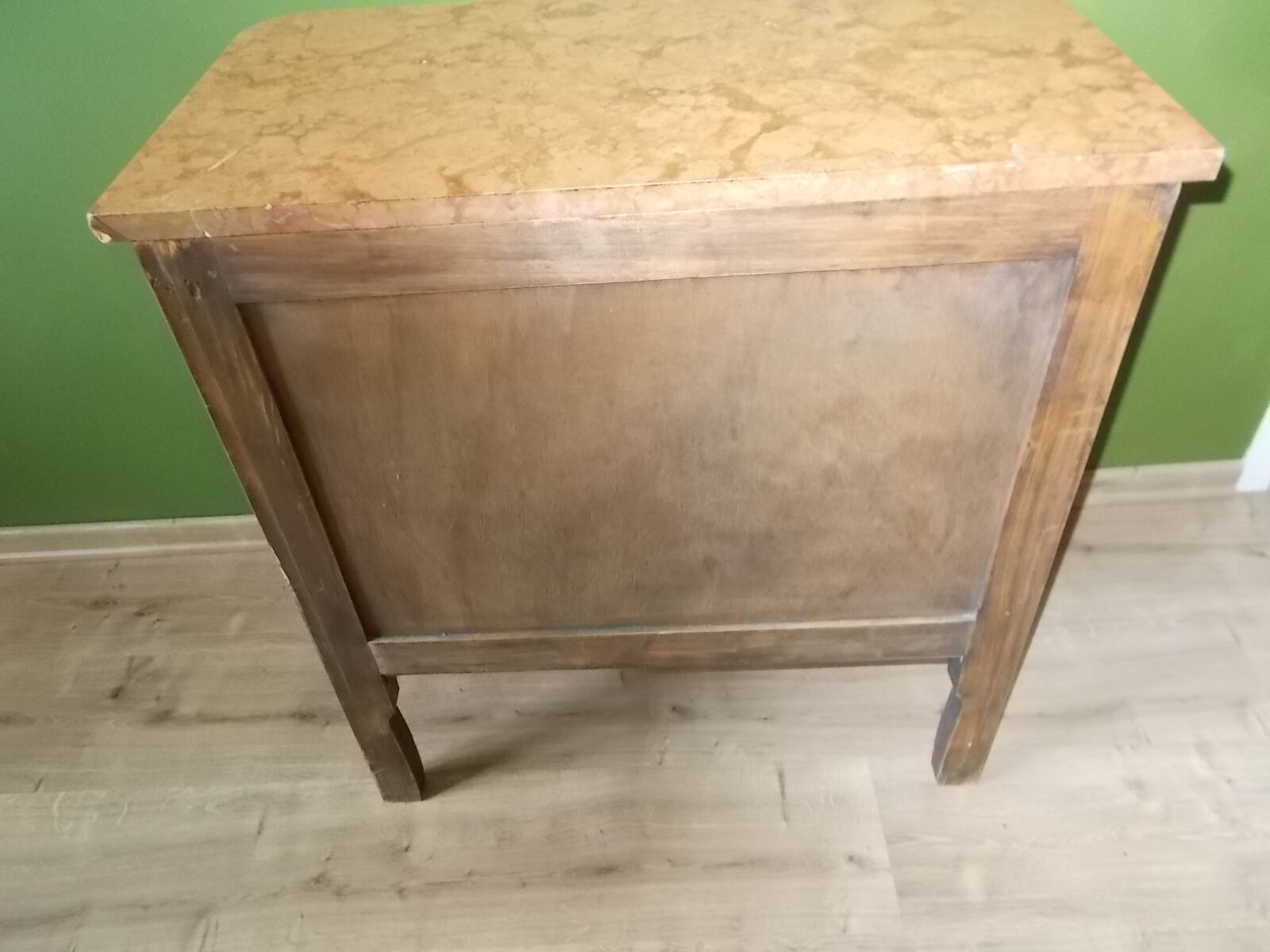 Louis XV style marquetry chest of drawers