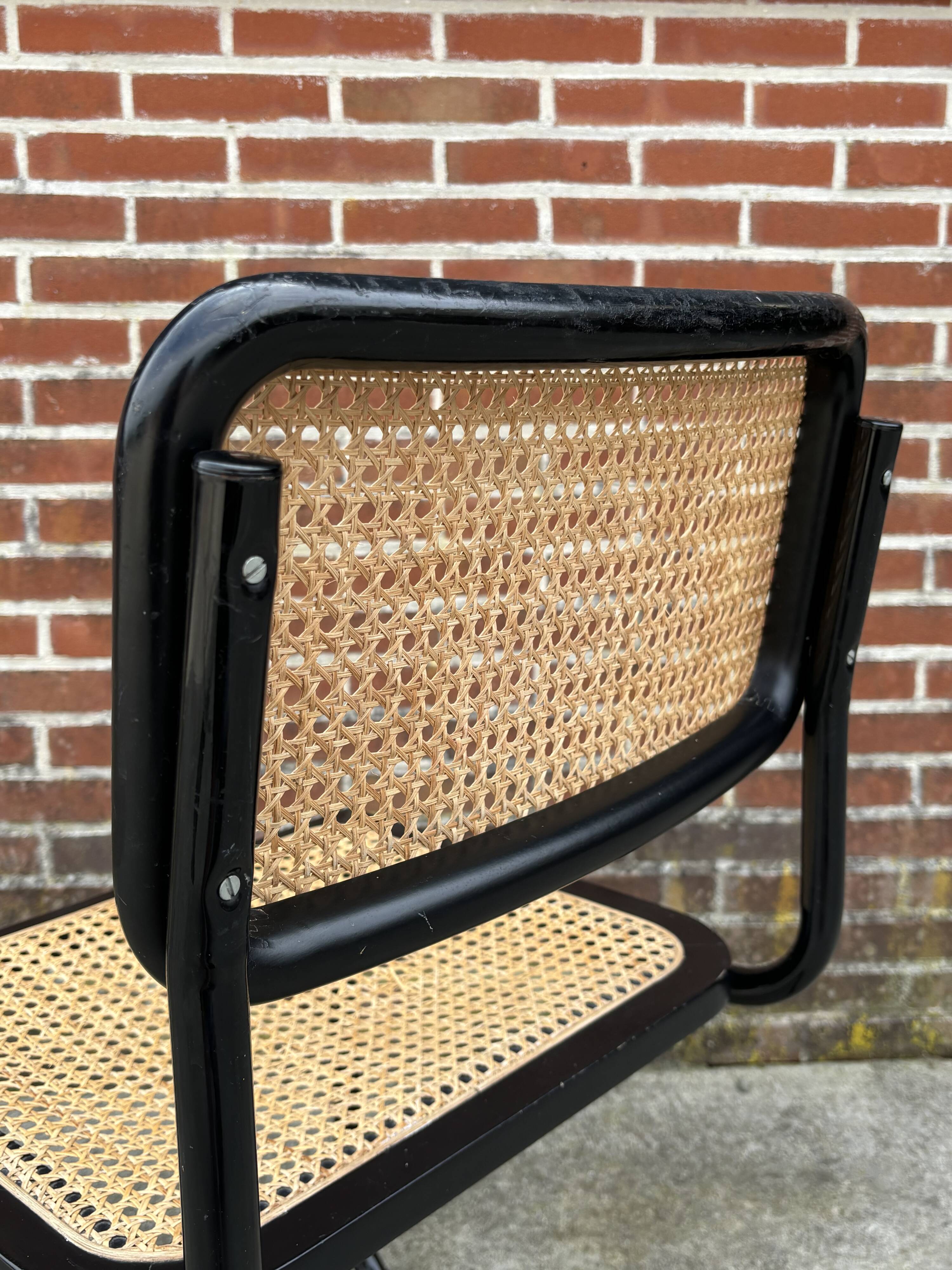 Vintage Cesca design chair b32 black model