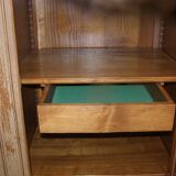 Solid oak cabinet from the 60s 2 doors with locks and keys