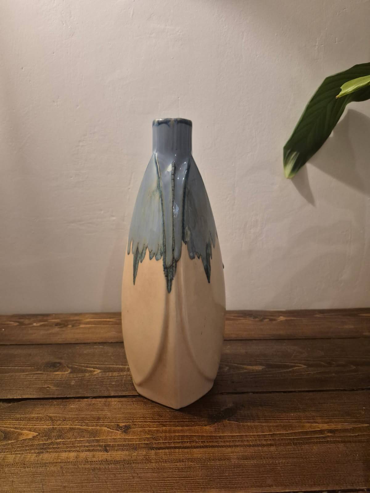 Cazanov stoneware vase
