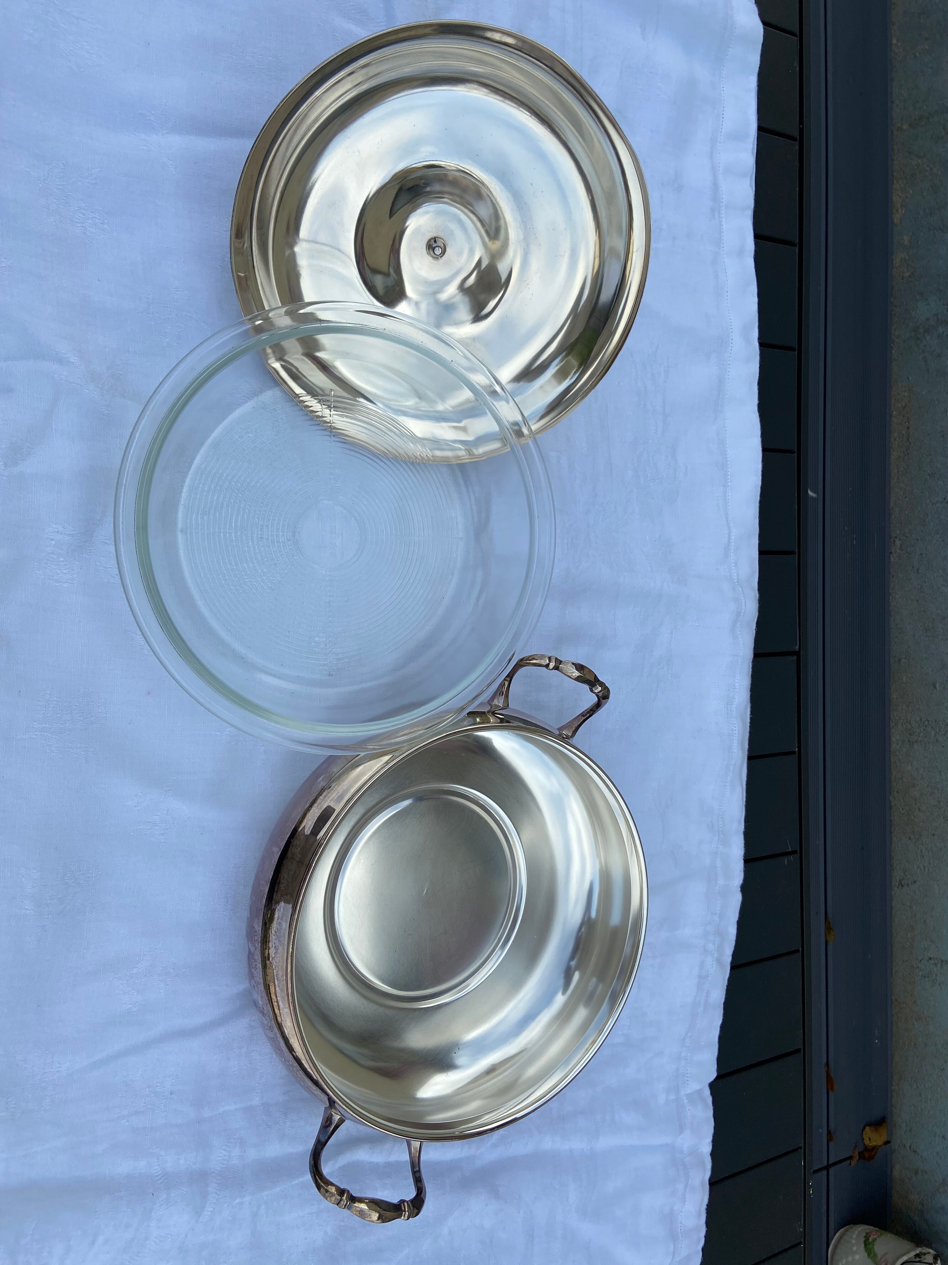 Silver-plated metal vegetable tureen