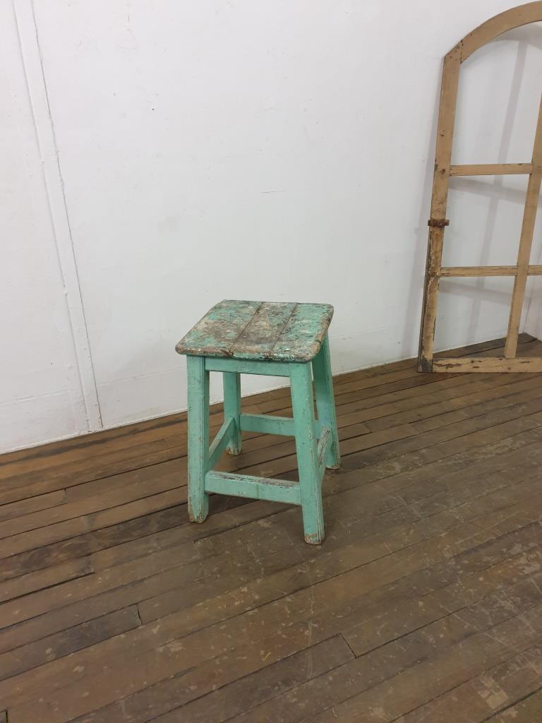 Workshop stool