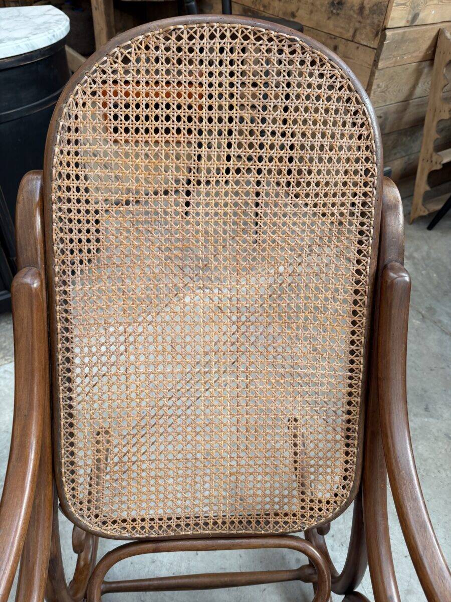 Thonet rocking chair 1900
