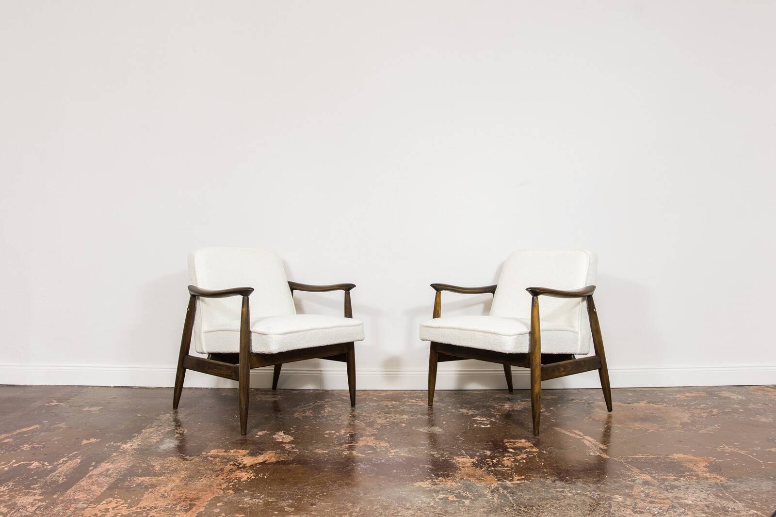Pair of GFM 87 Armchairs Juliusz Kędziorek for Gościcińskie Furniture Fabryki, 1960s