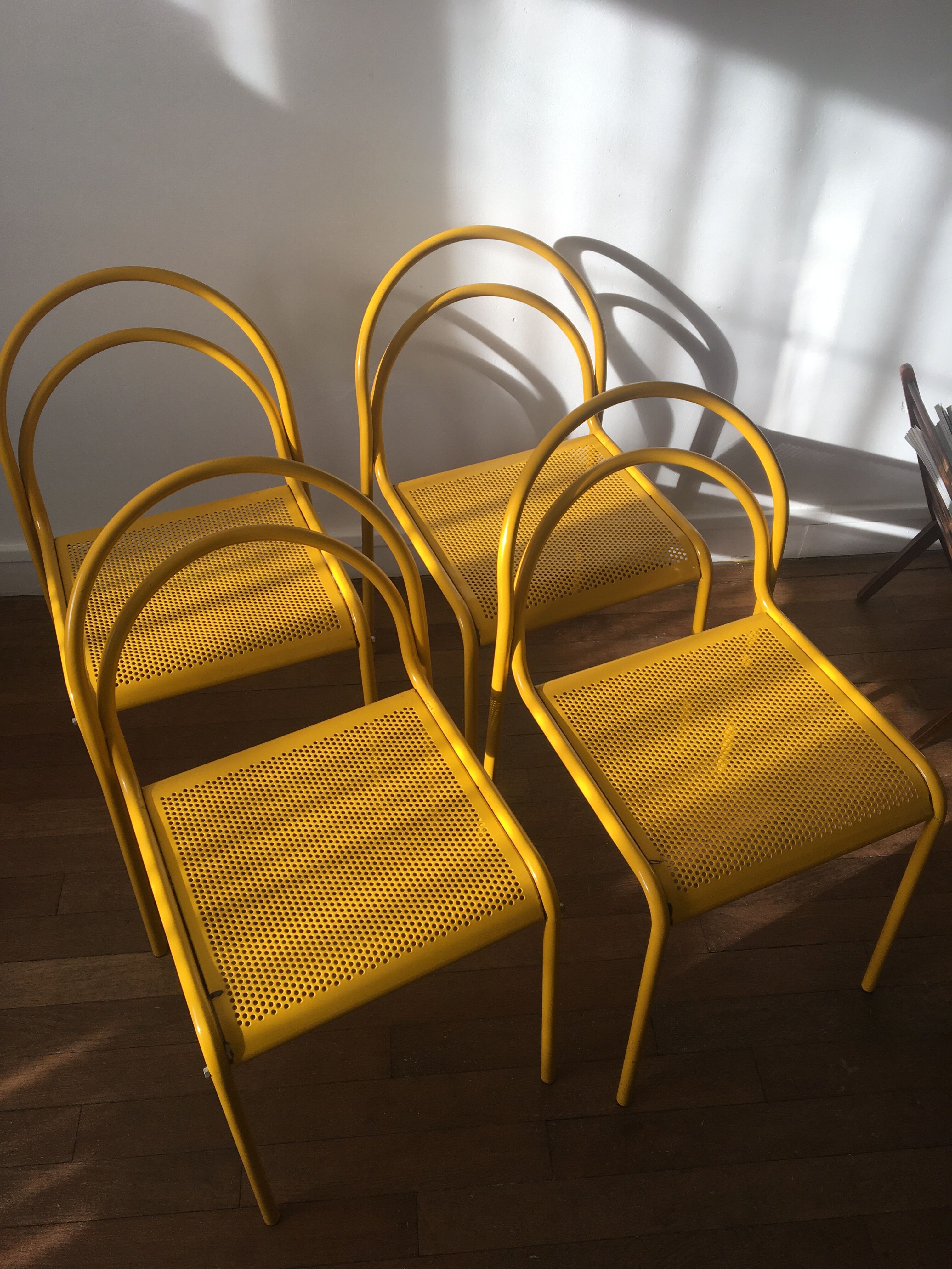 4 vintage metal chairs 1980