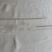 Nappe brodée ancienne