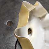 Opaline suspension