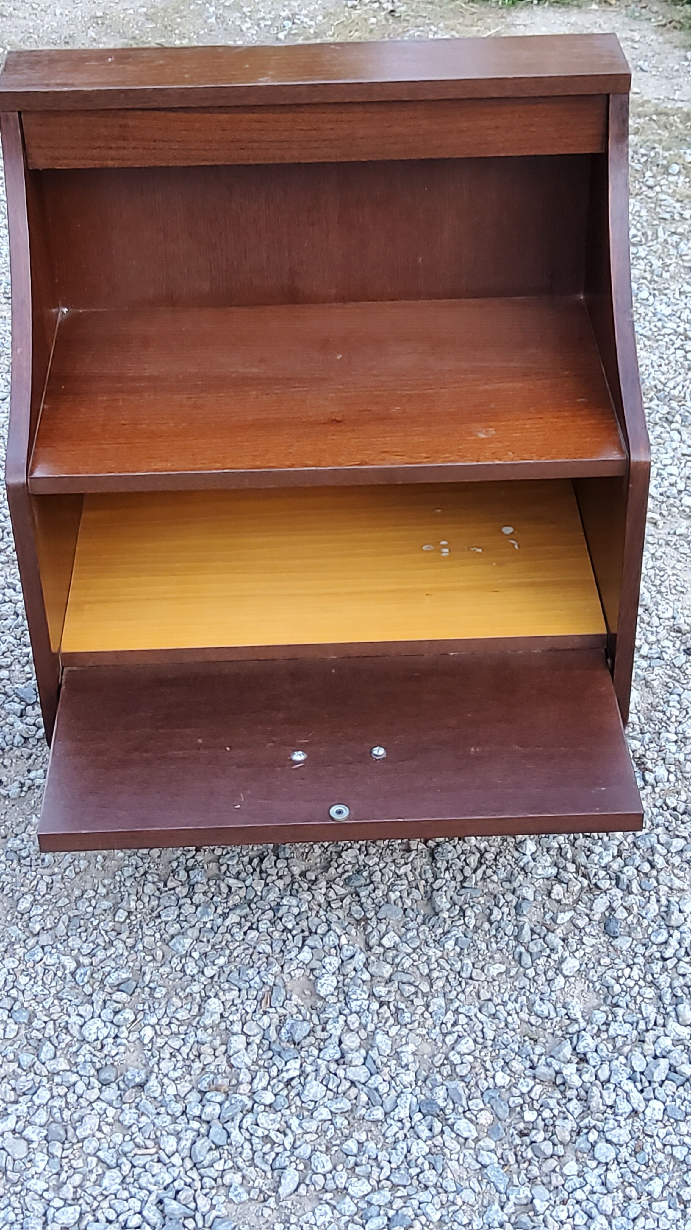 Pair of bedside tables from the 70s in rosewood stained oak veneer