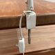 Paire de grandes lampes industrielles modulables 1950.