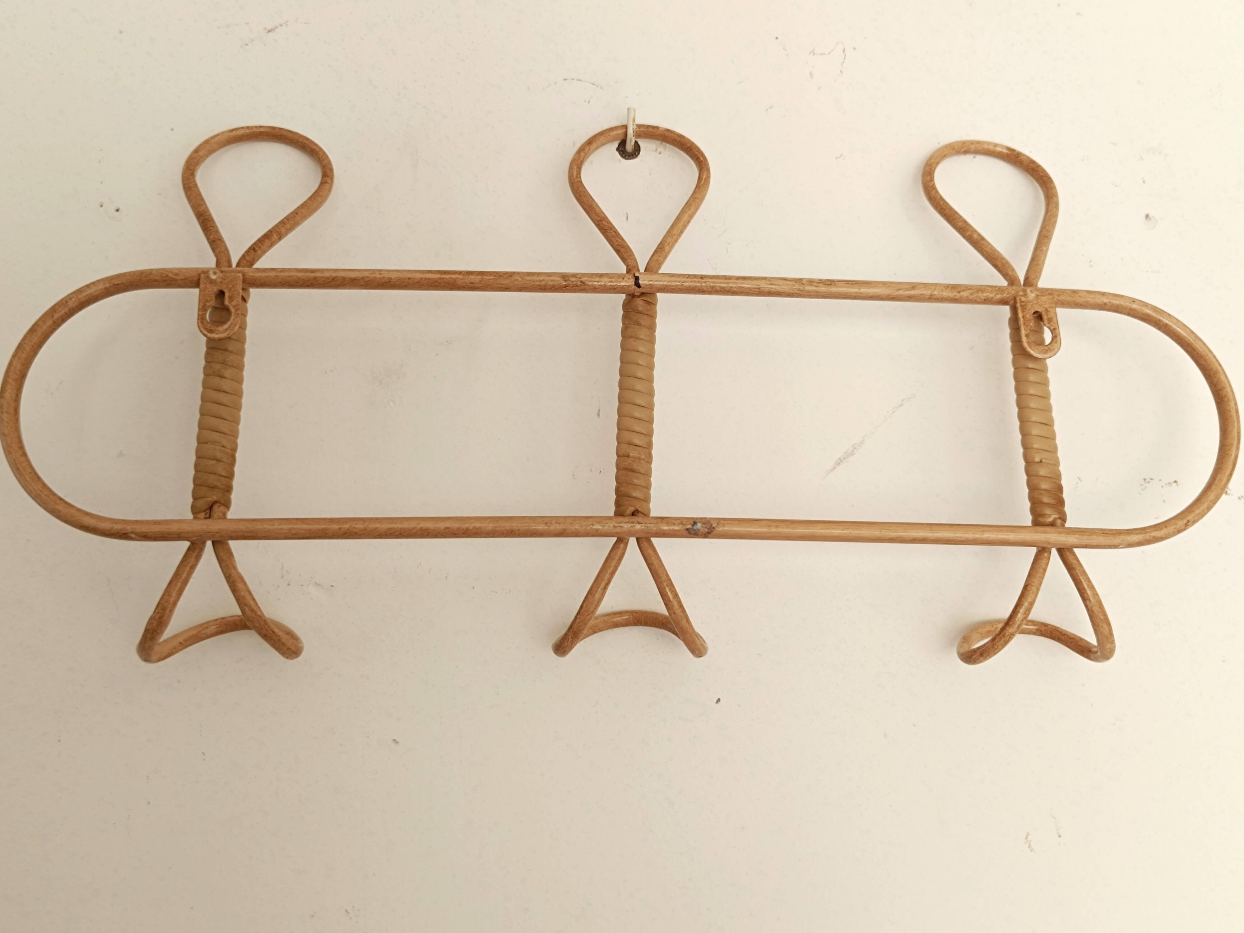 Wall-mounted coat rack imitation wicker