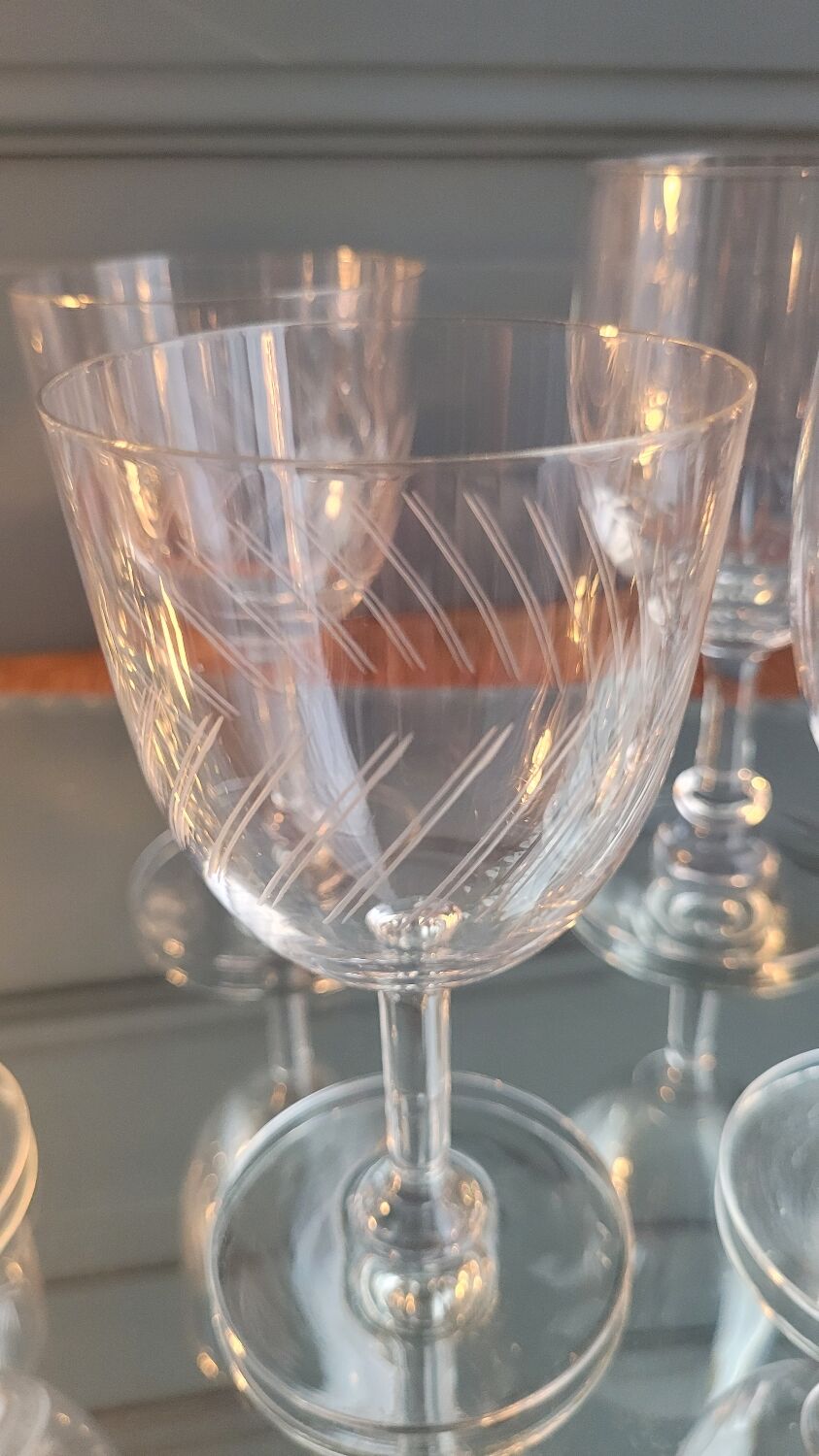 Chiseled glasses 60's