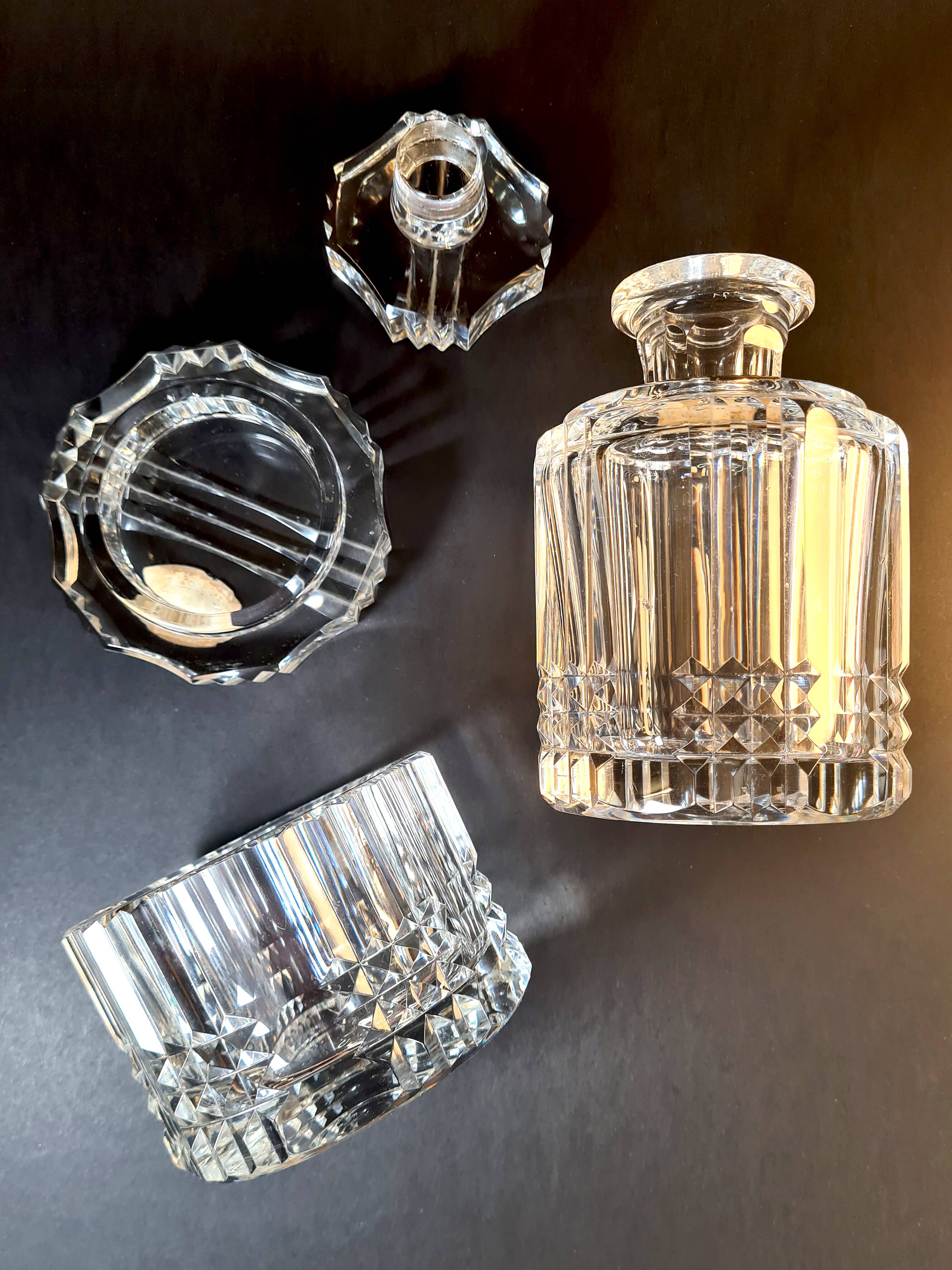 Crystal carafe and ice bucket from Val Saint Lambert – Elegance for the bar.