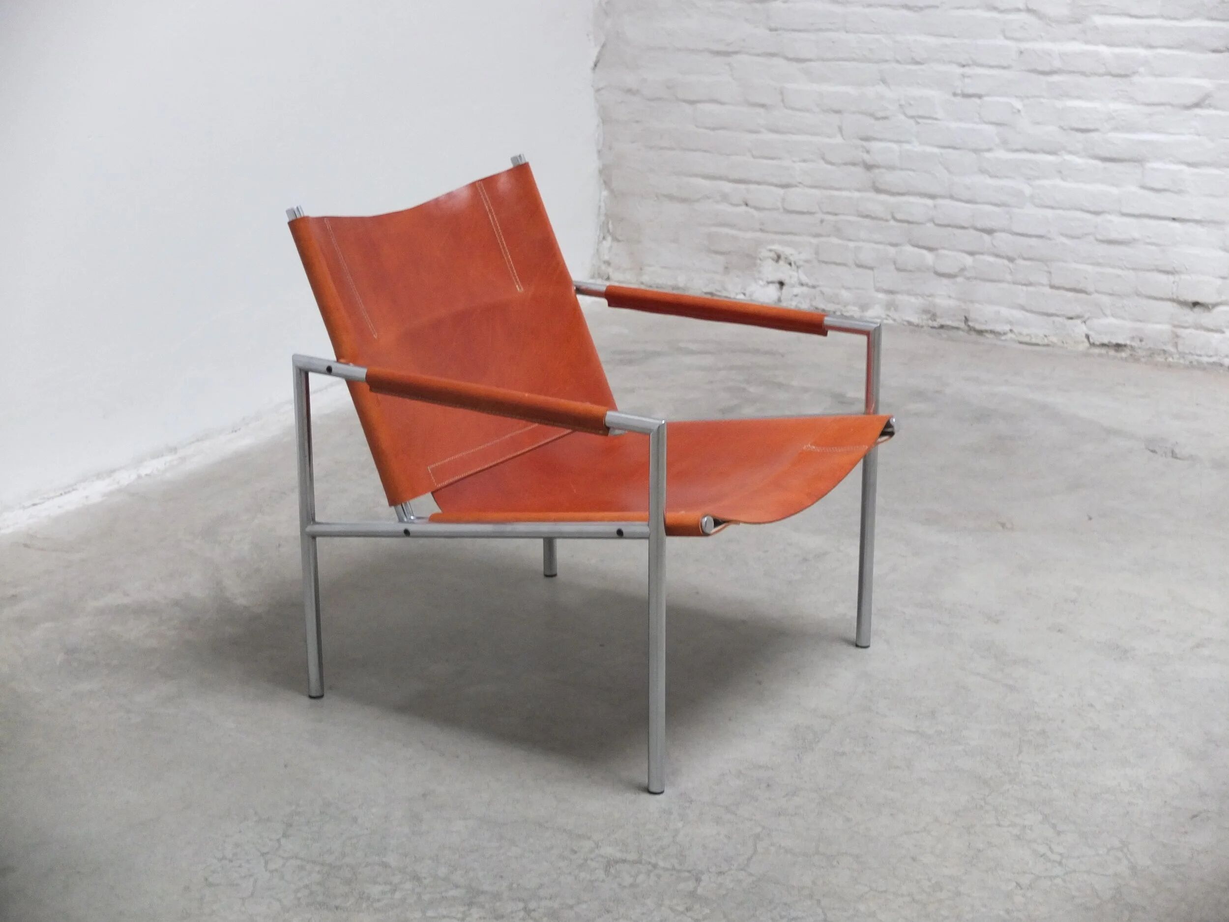 Cognac leather 'SZ02' lounge chair by Martin Visser for 't Spectrum, 1960