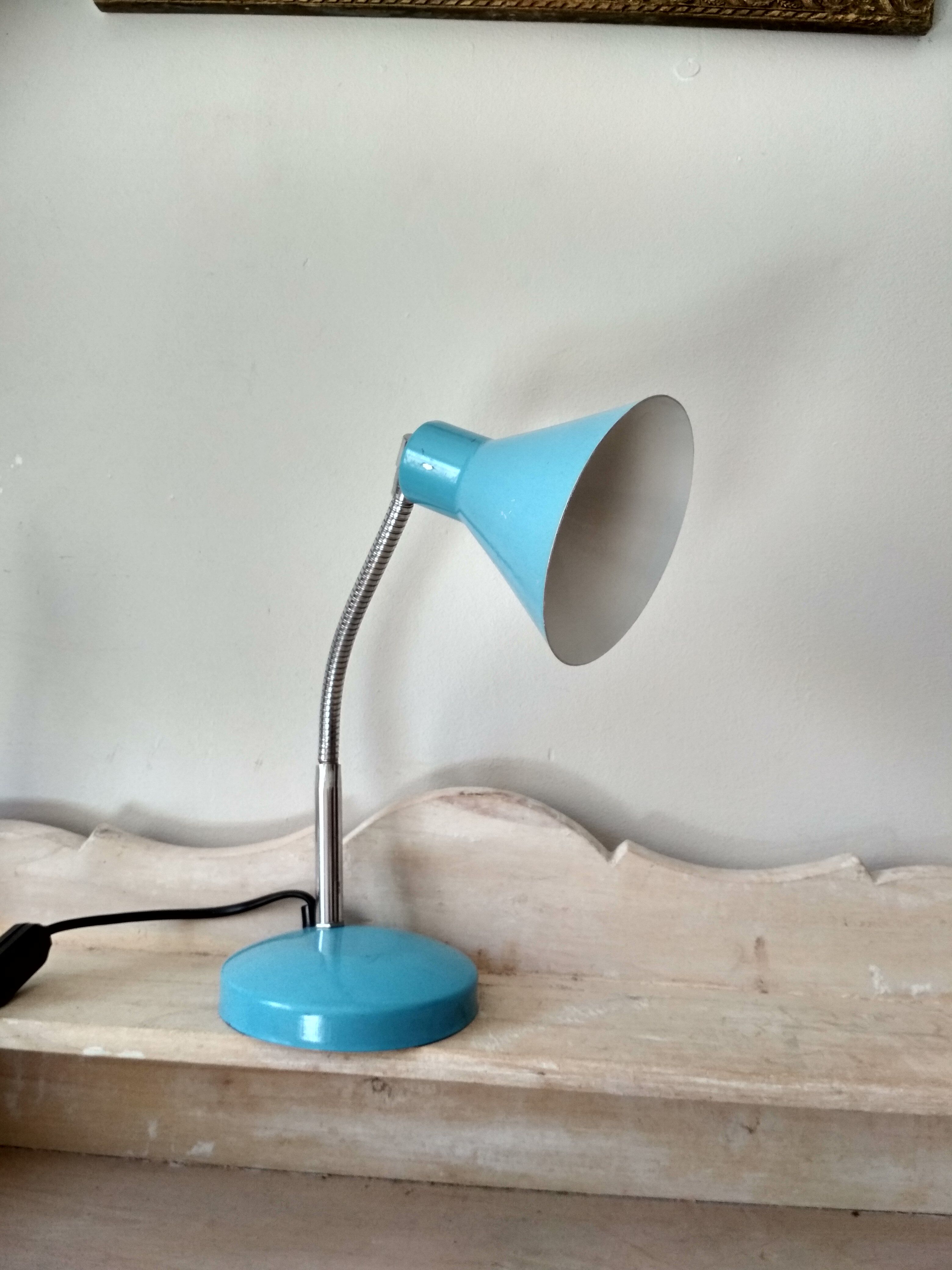 Articulated desk lamp 70