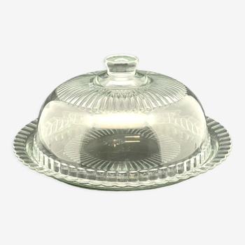 Presentation dish with transparent glass bell