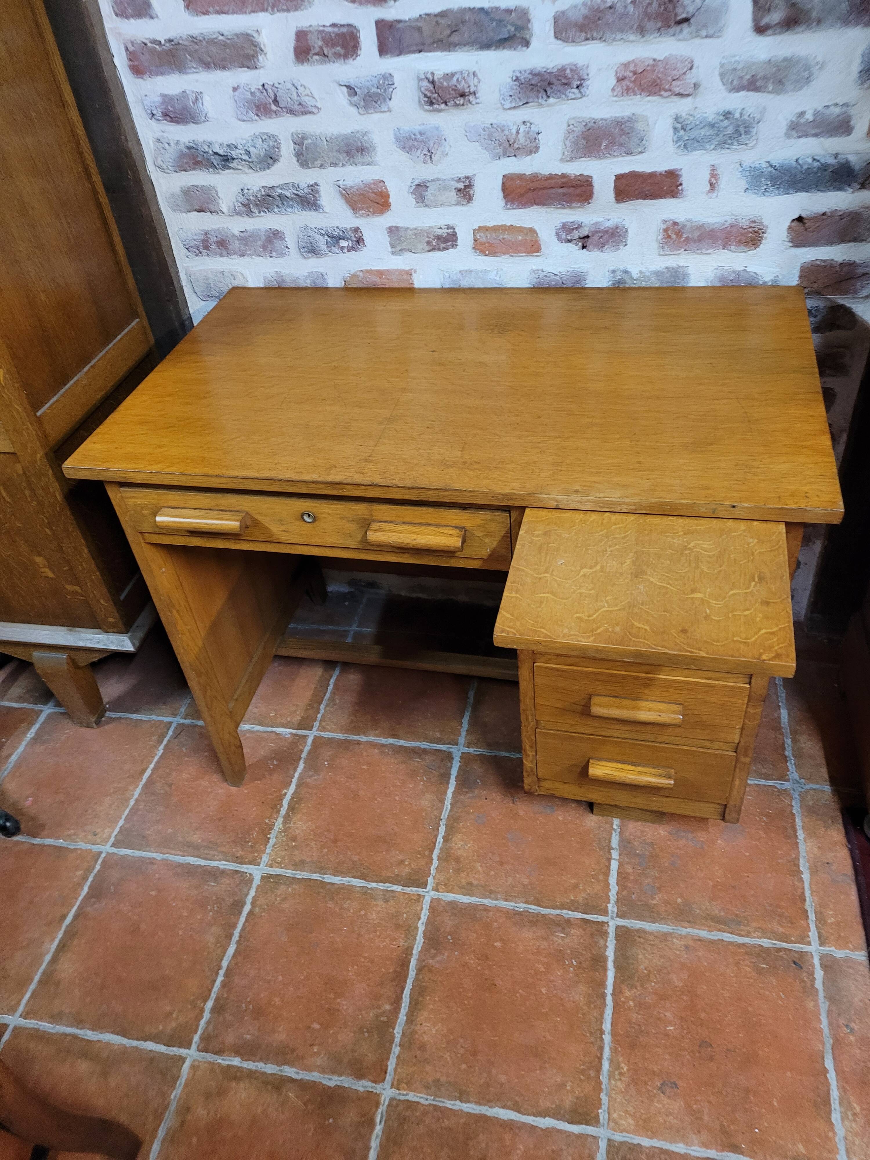 Oak desk