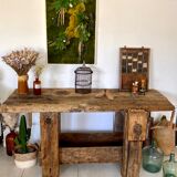 Old wooden workbench