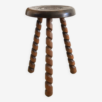 Vintage tripod stool in turned wood
