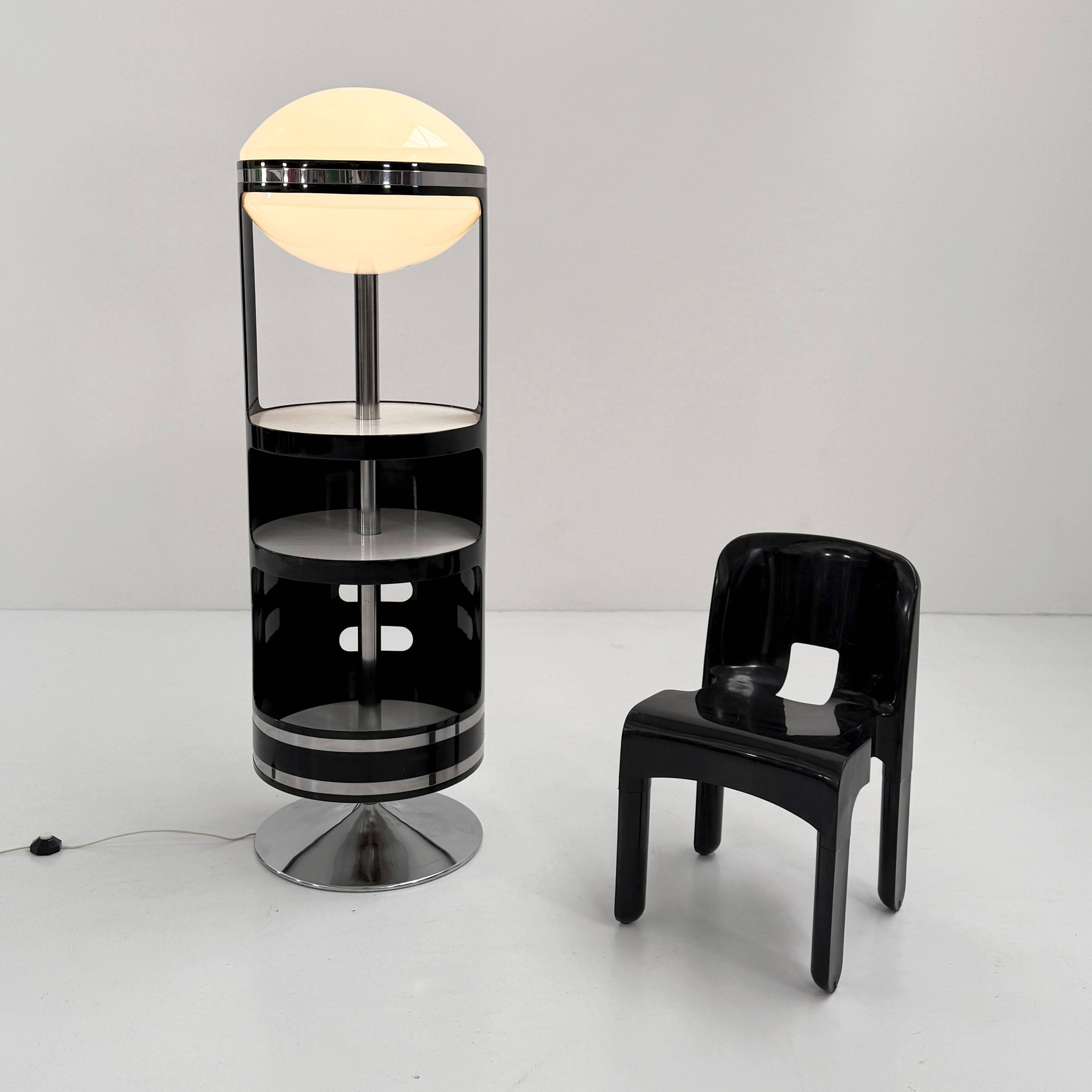 Bar Cabinet Pivotant avec Lampe Intégrée, 1960