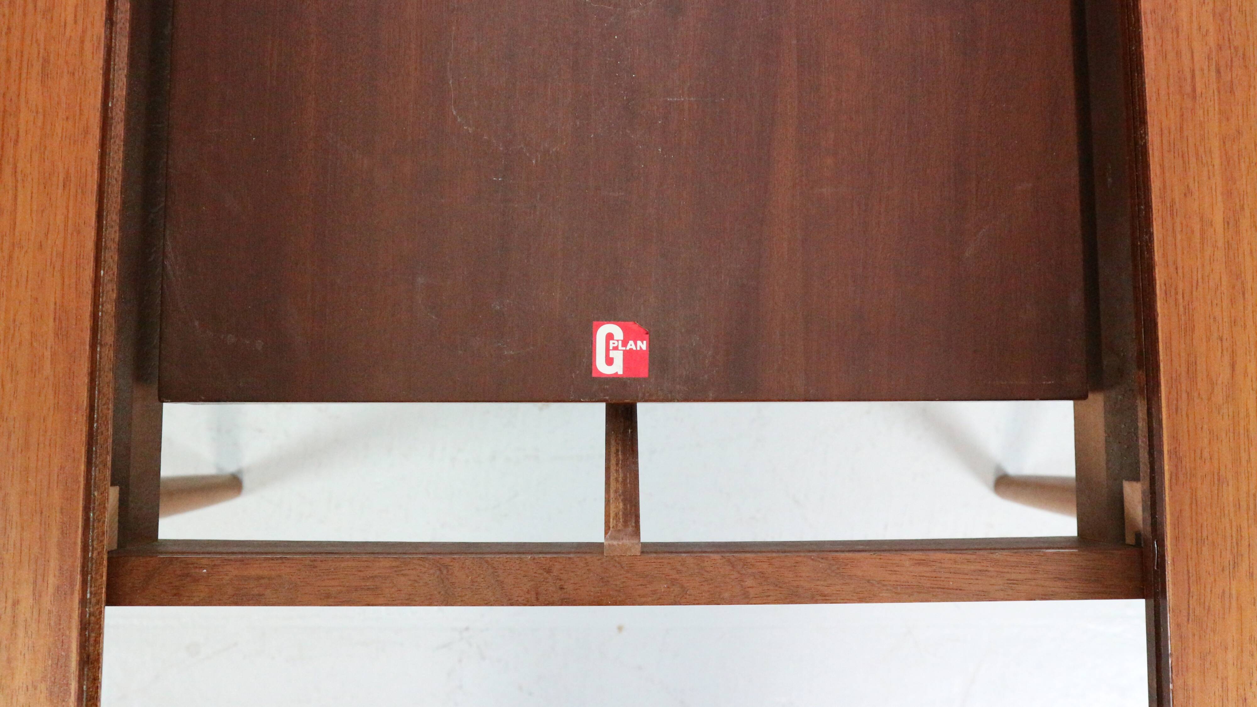 Mid- Century Modern Teak OvalExtendable Dinning Table By G Plan, 1960's