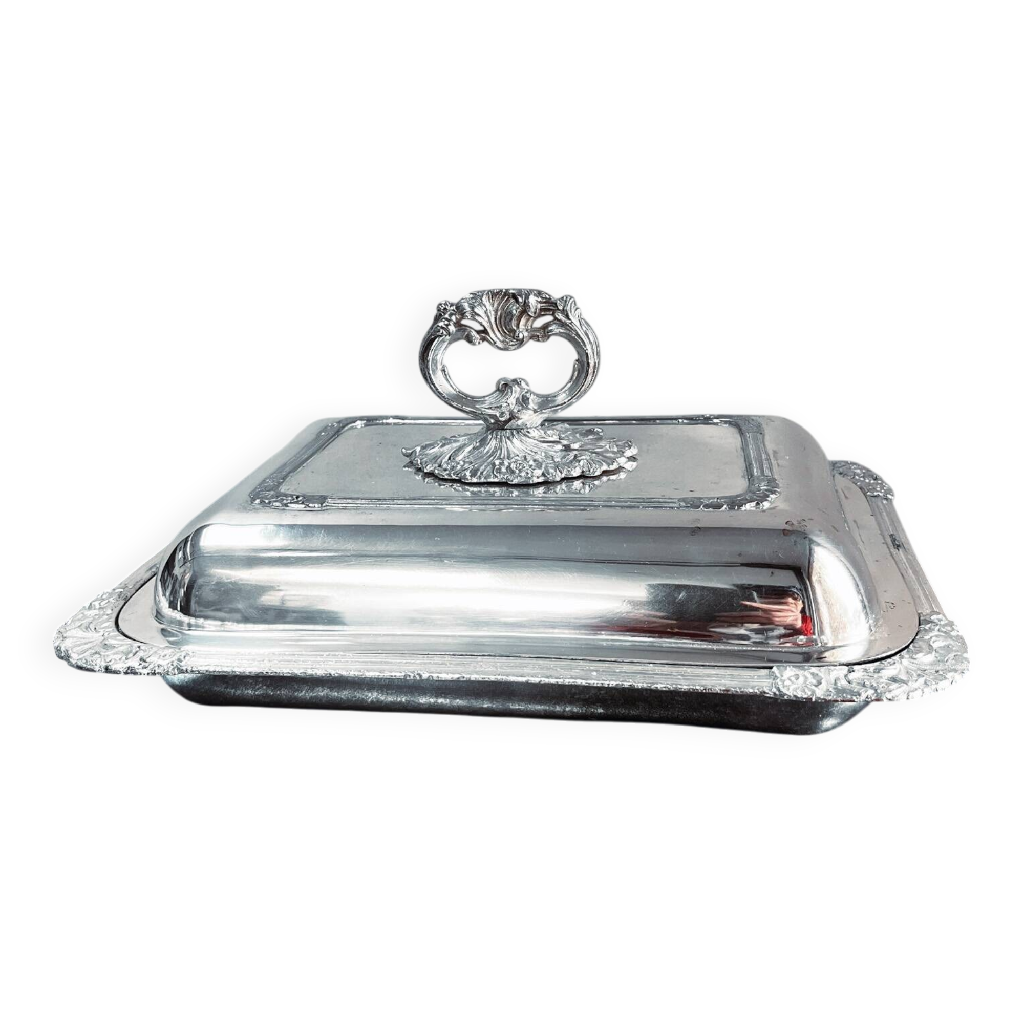 Serving dish or vegetable dish in Victorian style