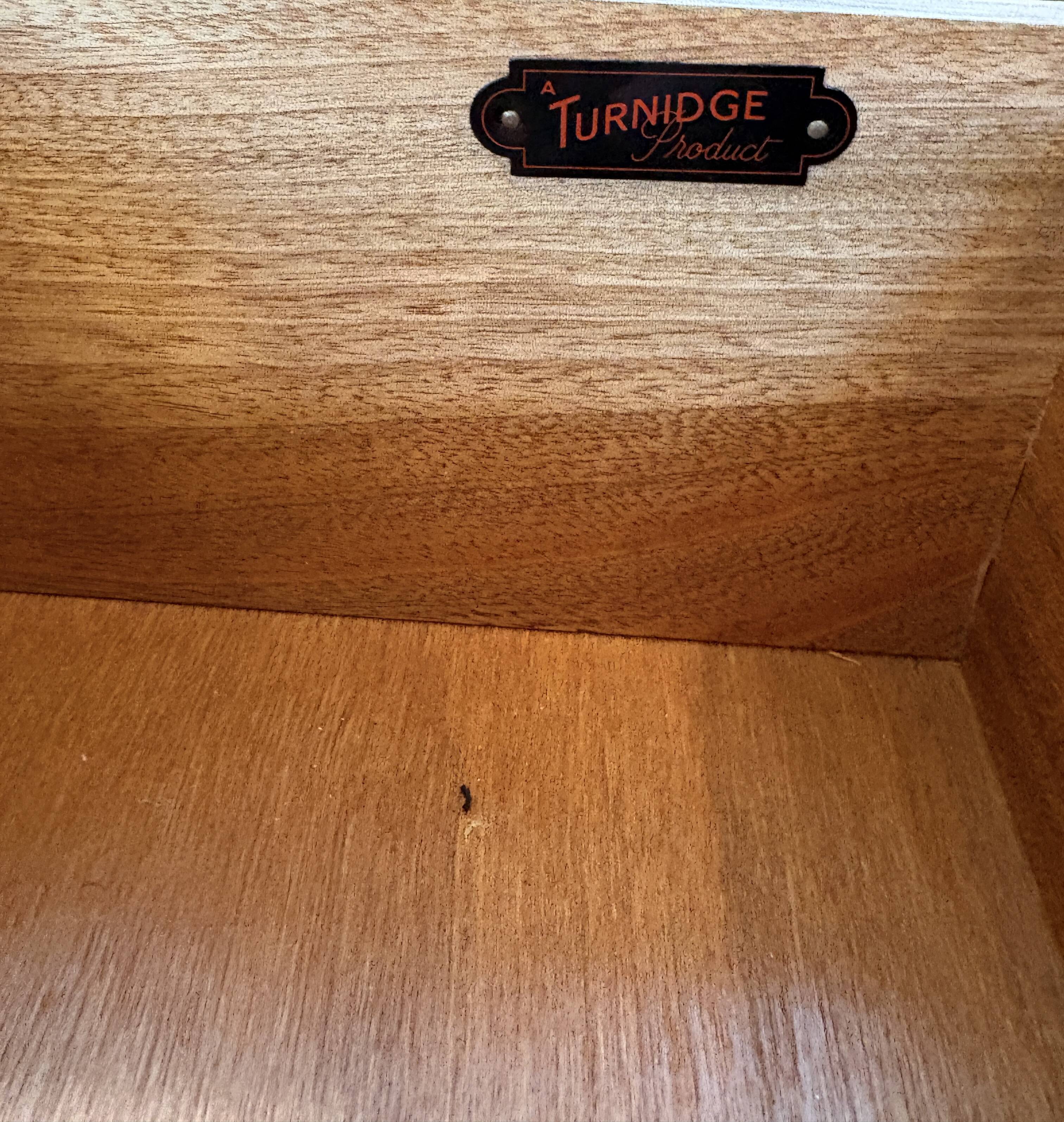 Mid-Century Vintage Turnidge of London Teak Display Cabinet (1960s–1970s)