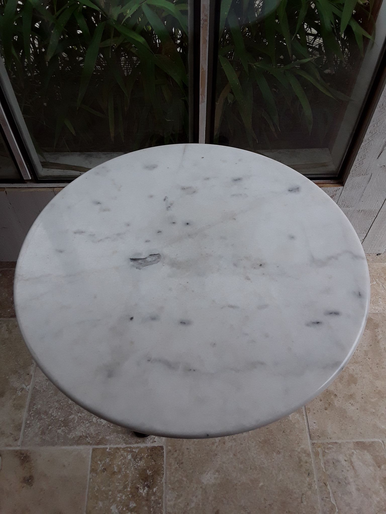 Table bistrot en marbre